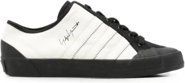 Y-3 Nisi Sneakers