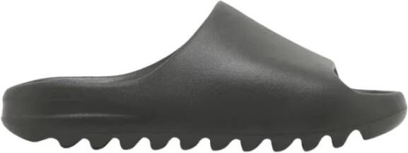 Yeezy Dark Onyx Slide Sandalen