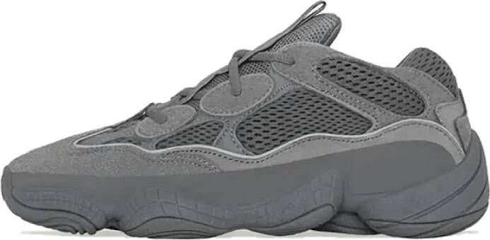 Yeezy Graniet Sneakers met Uniek Design