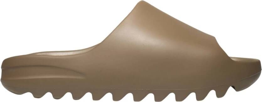 Yeezy Limited Edition Aardebruine Slide Sandaal