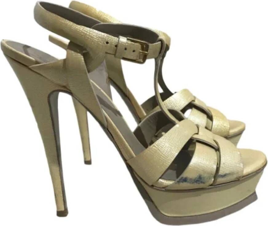 Yves Saint Laurent Vintage Pre-owned Leather sandals Beige Dames