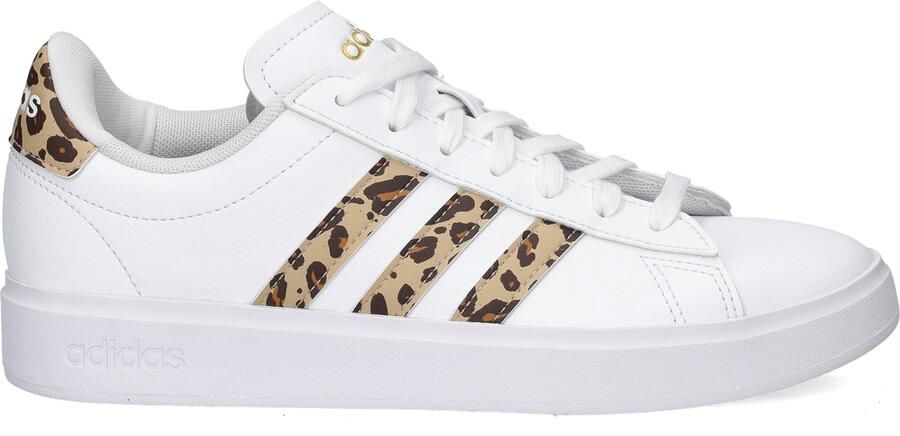 Adidas Sportswear Sneakers GRAND COURT 2.0 met leo print design in de voetsporen van de adidas superstar
