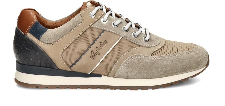 Australian Niagara sneakers