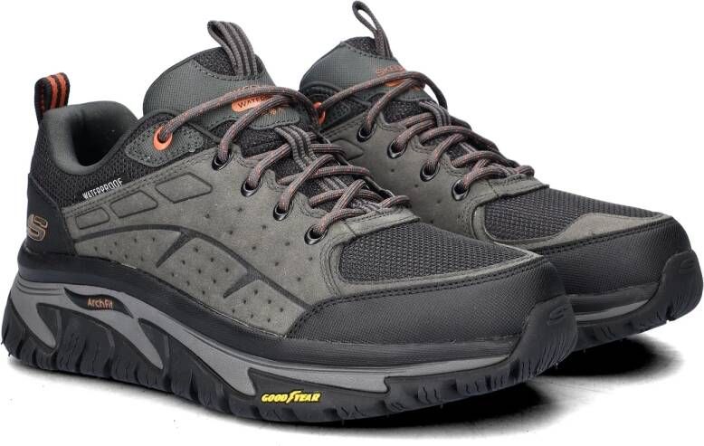 Skechers Arch Fit Road Walker wandelschoenen