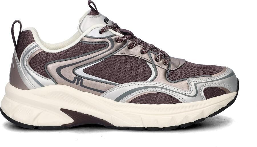 Maruti Novi sneakers