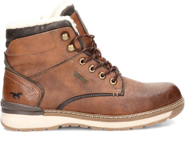 Mustang Shoes Winterlaarzen casual mode veterschoenen winterlaarzen met oogjes en logo-patch