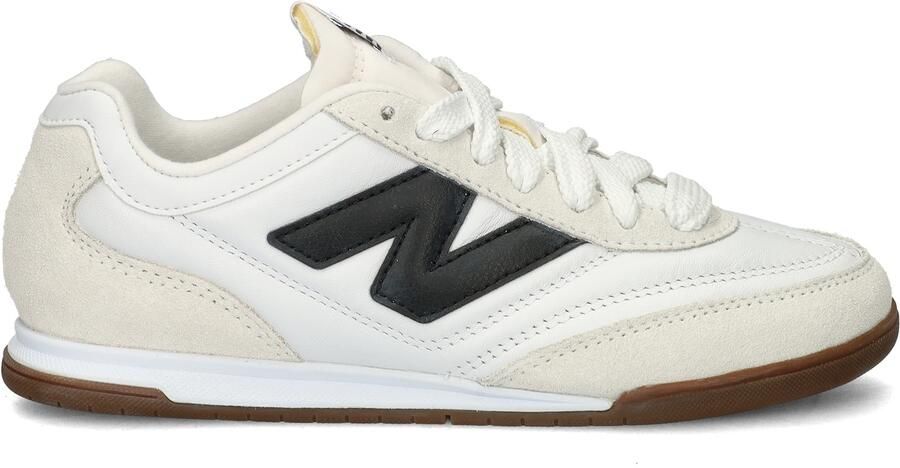 New Balance Sneakers Baskets RC42 cuir blanc avec détails noirs