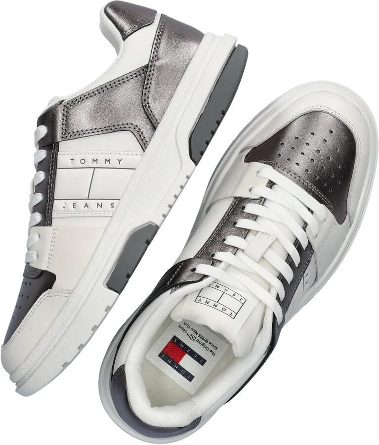 TOMMY JEANS Plateausneakers THE BROOKLYN METALLIC vrijetijdsschoen lage schoen veterschoen met zijlogo - Foto 4