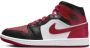 Jordan Wmns Air 1 Mid Basketball Schoenen black gym red white maat: 40.5 beschikbare maaten:36.5 37.5 38.5 39 40.5 41 42 - Thumbnail 2