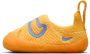 Nike Swoosh 1 schoenen voor baby's peuters Oranje - Thumbnail 1