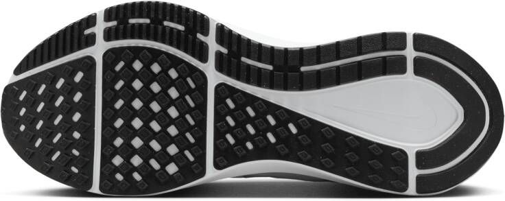 Nike Structure 25 hardloopschoenen voor heren (straat) Wit