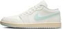 Jordan 1 Low Dames Schoenen Wit Maat: 35.5 Mesh Synthetisch Foot Locker - Thumbnail 1
