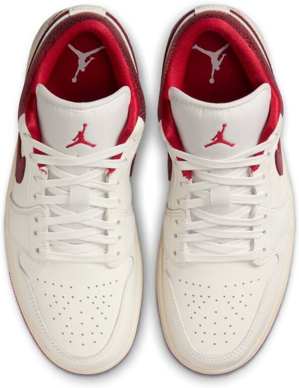 Jordan Air 1 Low SE damesschoen Wit