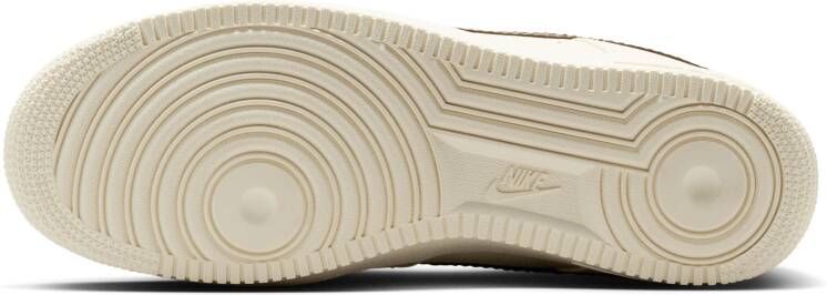 Nike Air Force 1 '07 herenschoenen Bruin
