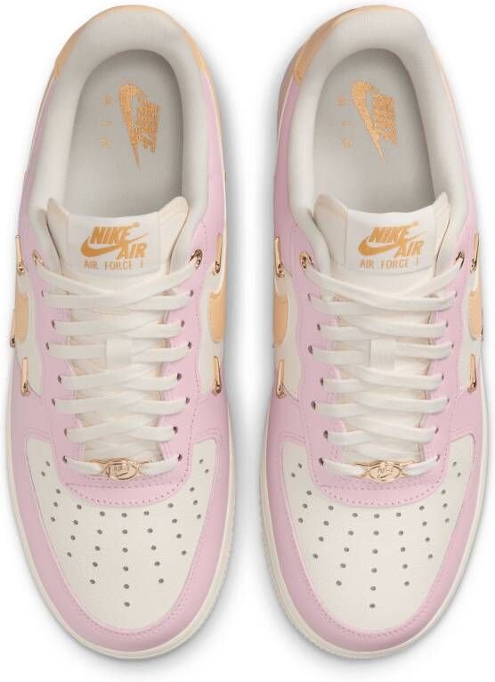 Nike Air Force 1 '07 LX damesschoenen Roze