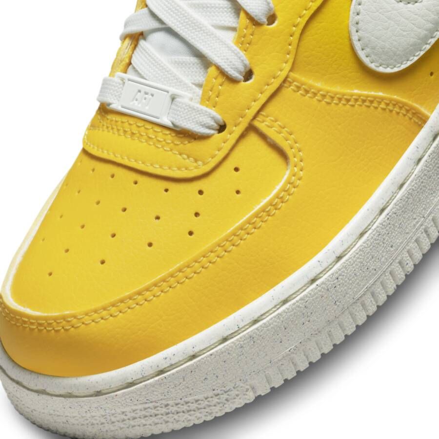 Nike Air Force 1 LV8 Kinderschoenen Geel