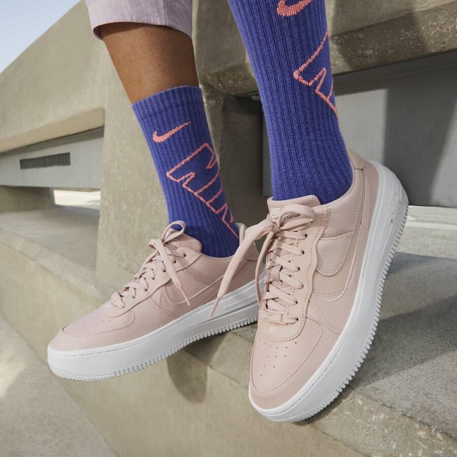 Nike Air Force 1 PLT.AF.ORM Damesschoenen Roze