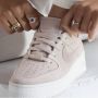 Nike Air Force 1 Sage Dames Schoenen Beige Leer - Thumbnail 6