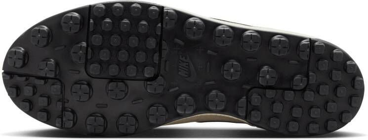 Nike C1TY schoenen Bruin