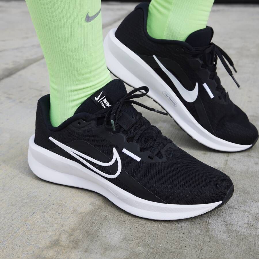 Nike Downshifter 13 hardloopschoenen voor dames (straat) Zwart - Foto 6