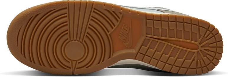 Nike Dunk Low Retro SE herenschoenen Grijs