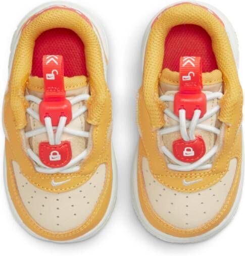Nike Force 1 Toggle SE Schoenen voor baby's peuters Geel