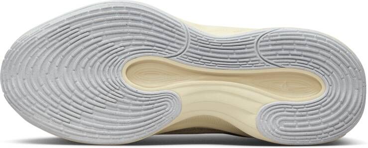 Nike G.T. Hustle Academy basketbalschoenen Bruin