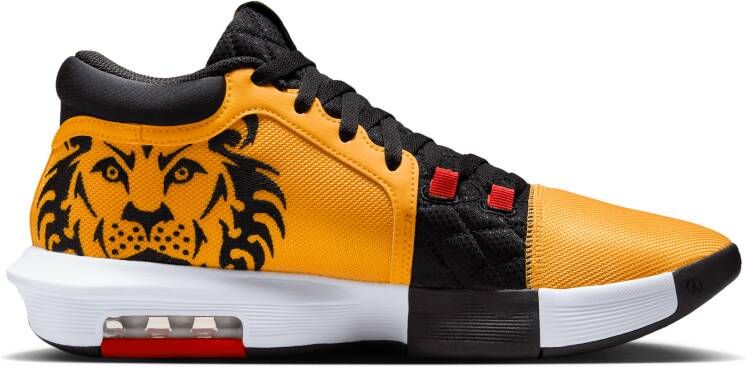 Nike LeBron Witness VIII basketbalschoenen Geel