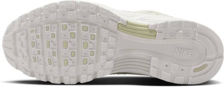 Nike P-6000 damesschoenen Grijs