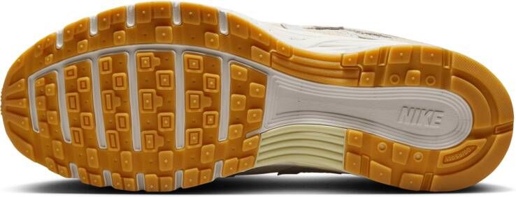 Nike P-6000 damesschoenen Grijs