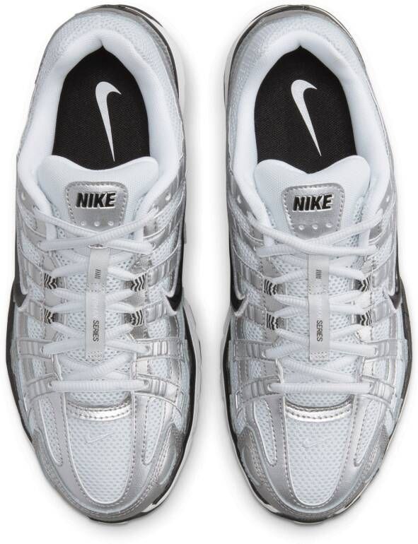 Nike P-6000 White Metallic Silver Pure Platinum Black- Dames White Metallic Silver Pure Platinum Black - Foto 14