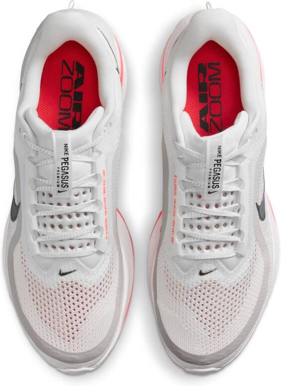 Nike Pegasus Premium hardloopschoenen voor heren (straat) Wit