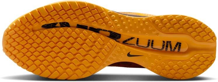 Nike Pegasus Premium LV8 hardloopschoenen voor heren (straat) Geel