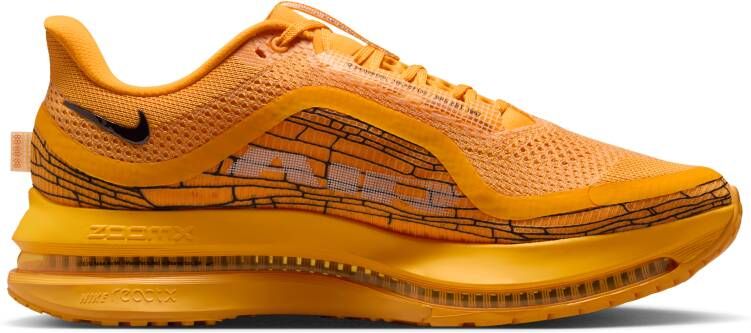Nike Pegasus Premium LV8 hardloopschoenen voor heren (straat) Geel