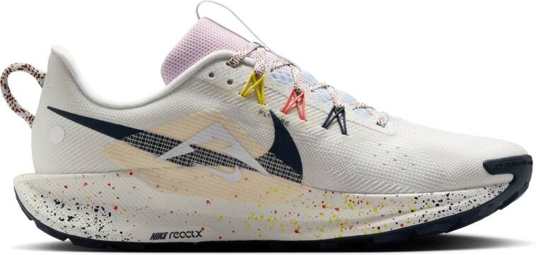 Nike Pegasus Trail 5 trailrunningschoenen voor heren Wit