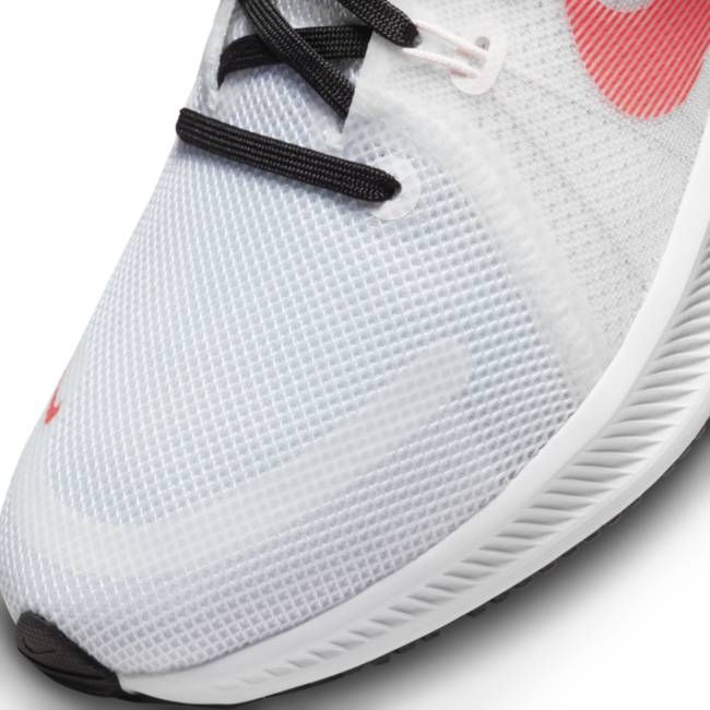 Nike Quest 4 Hardloopschoenen voor dames(straat) Wit