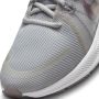 Nike Quest 4 Premium Hardloopschoen voor dames (straat) Grijs - Thumbnail 3