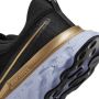 Nike React Infinity Run Flyknit 2 Hardloopschoenen voor dames(straat) Black Ghost Dark Smoke Grey Metallic Gold Dames - Thumbnail 4