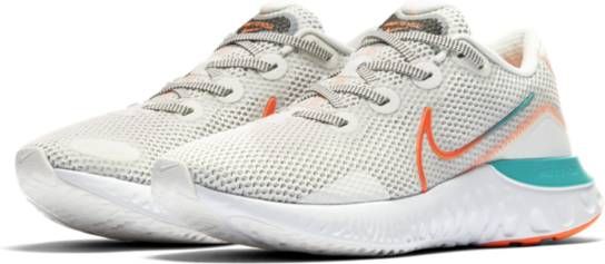 Nike Renew Run Hardloopschoen voor dames Wit