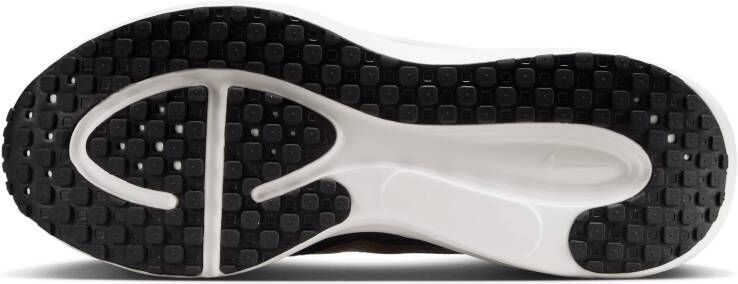 Nike Revolution 8 hardloopschoenen voor dames (straat) Bruin