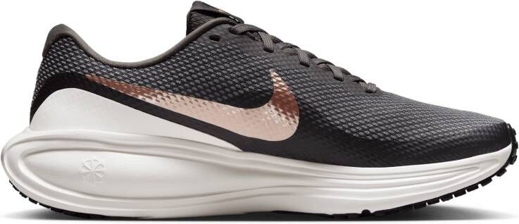 Nike Revolution 8 hardloopschoenen voor dames (straat) Bruin