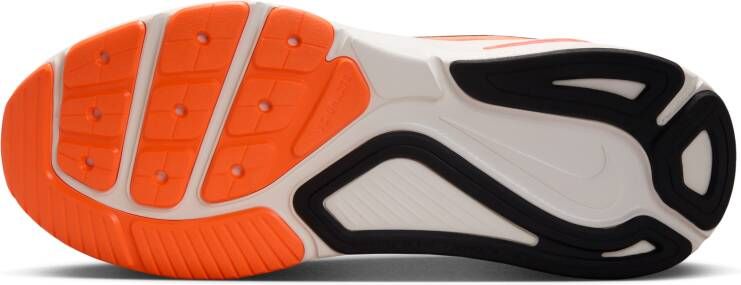 Nike Structure 26 hardloopschoenen voor heren (straat) Oranje