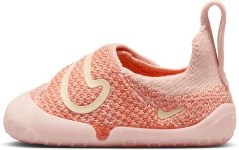 Nike Swoosh Unisex Slippers en Sandalen Rood Maat: 18.5 Mesh Synthetisch Foot Locker