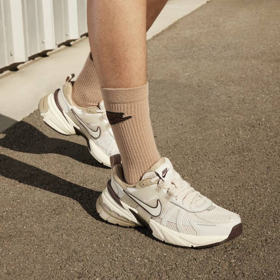 Nike V2K Run schoenen Bruin
