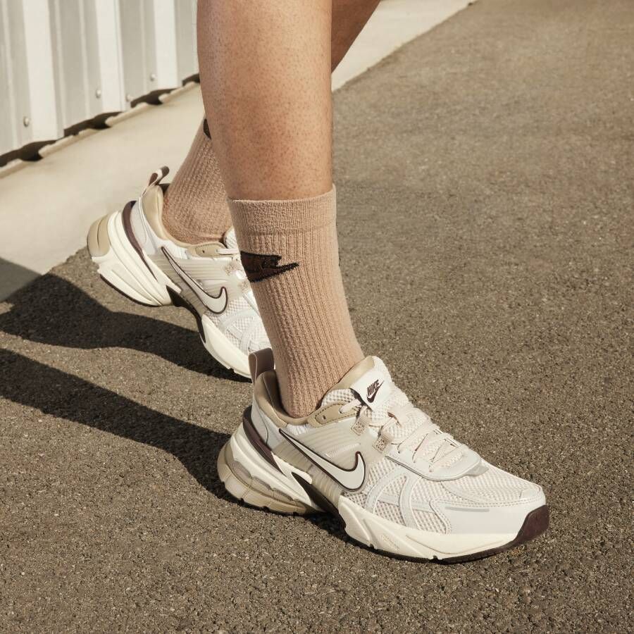 Nike V2K Run damesschoenen Bruin
