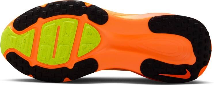 Nike Vomero 18 hardloopschoenen voor heren (straat) Oranje