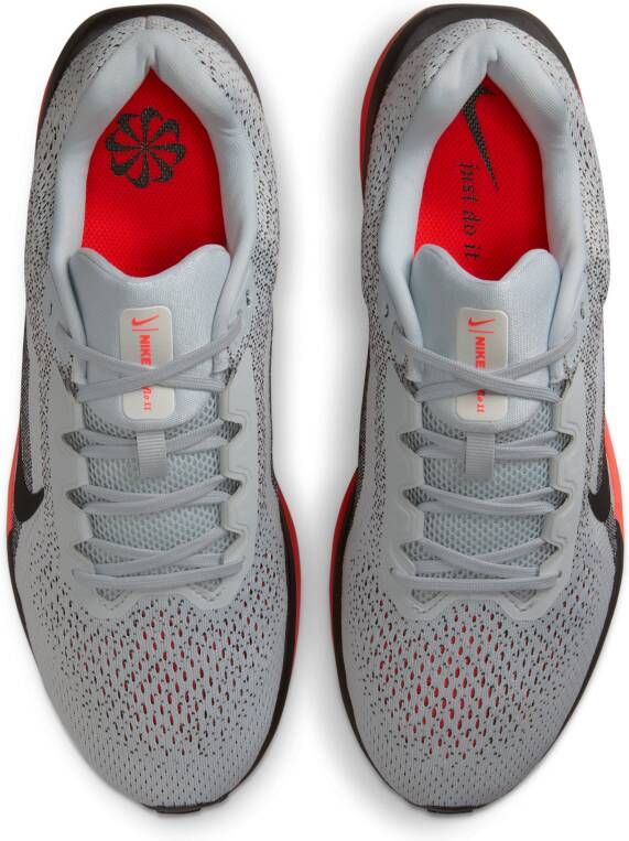Nike Winflo 11 hardloopschoenen voor heren (straat) Grijs