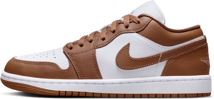 Jordan 1 Low Dames Schoenen Bruin Maat: 37.5 Leer Synthetisch Foot Locker