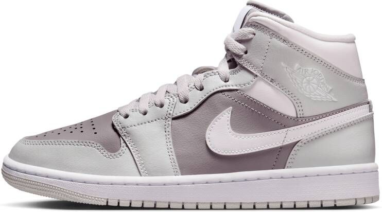 Jordan 1 Mid Dames Schoenen Grijs Maat: 37.5 Polyester Foot Locker