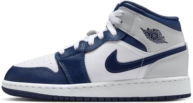 Jordan Aj1 Mid Unisex Schoenen Wit Maat: 35.5 Leer Foot Locker